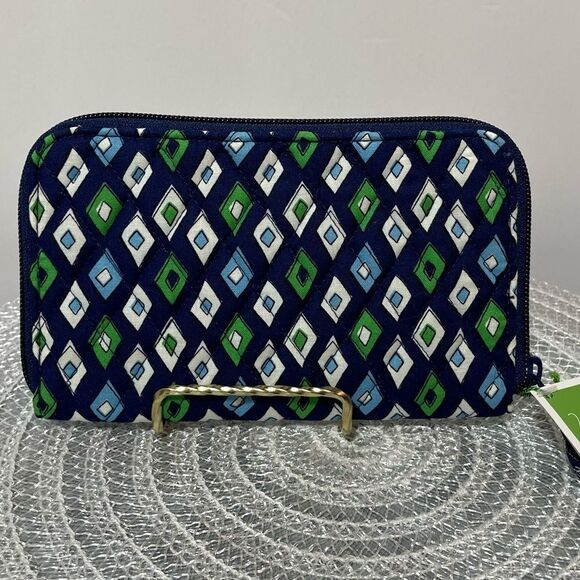 Vera Bradley Zip Around Wallet Mosaic NWT - Picture 2 of 7